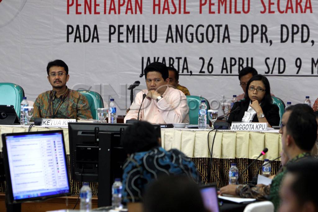 KPU gelar pleno rekapitulasi...