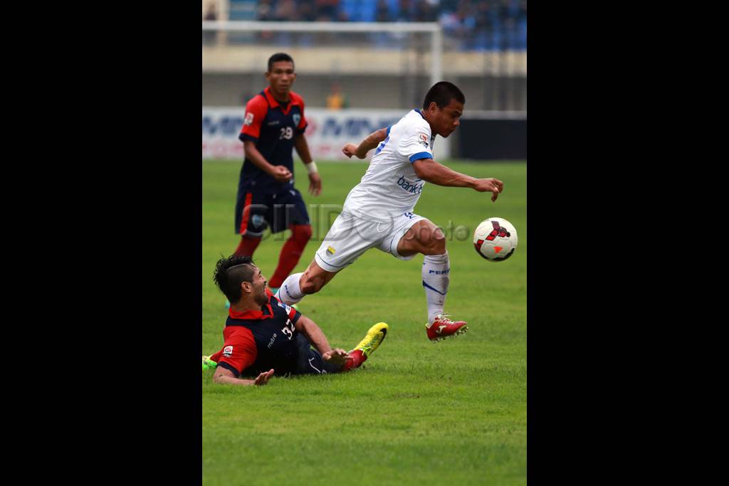 PBR tundukkan Persib...