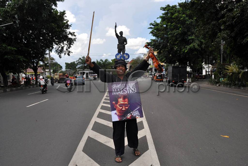 Aksi duka cita untuk...
