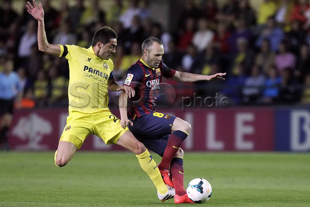 Barcelona raup tiga...
