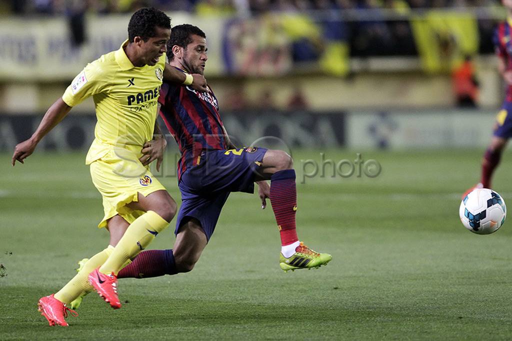 Barcelona raup tiga...