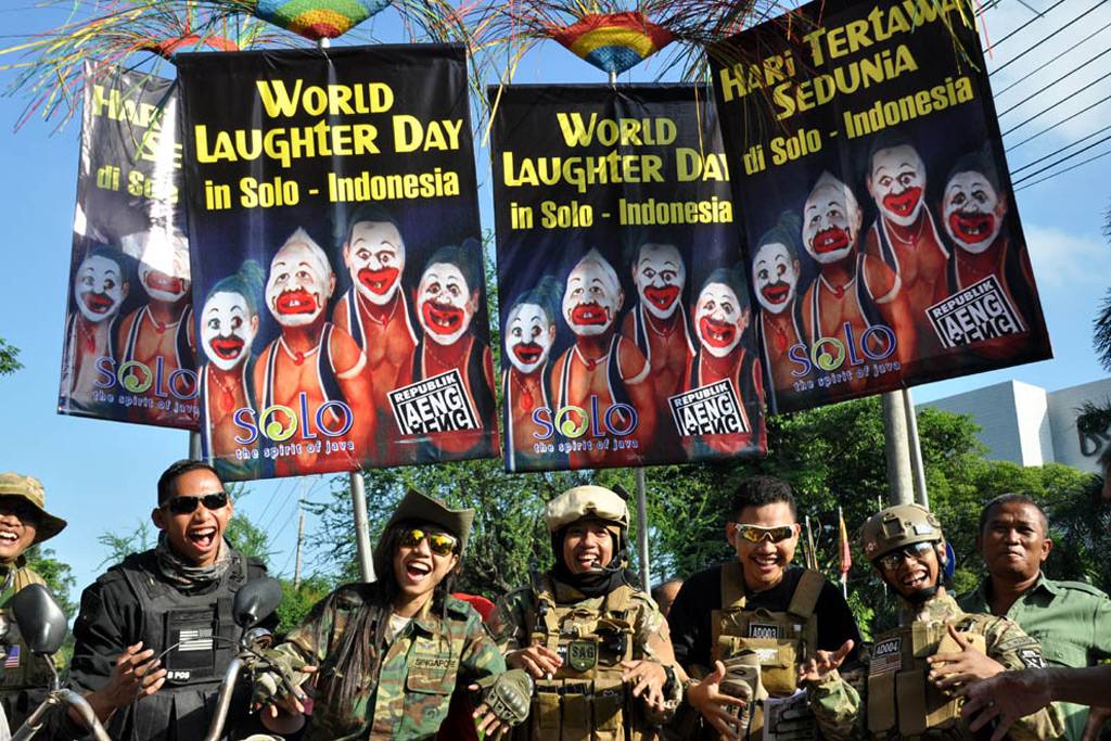 Tertawa peringati Hari...
