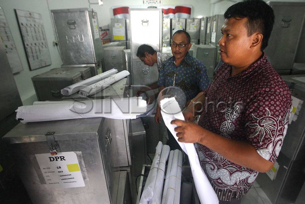 Hitung ulang suara KPU...