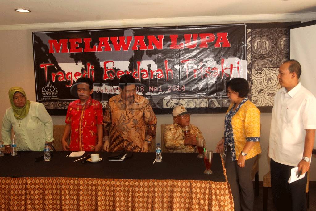 Menolak lupa tragedi...