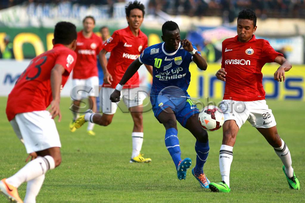 Laga panas Persib vs...