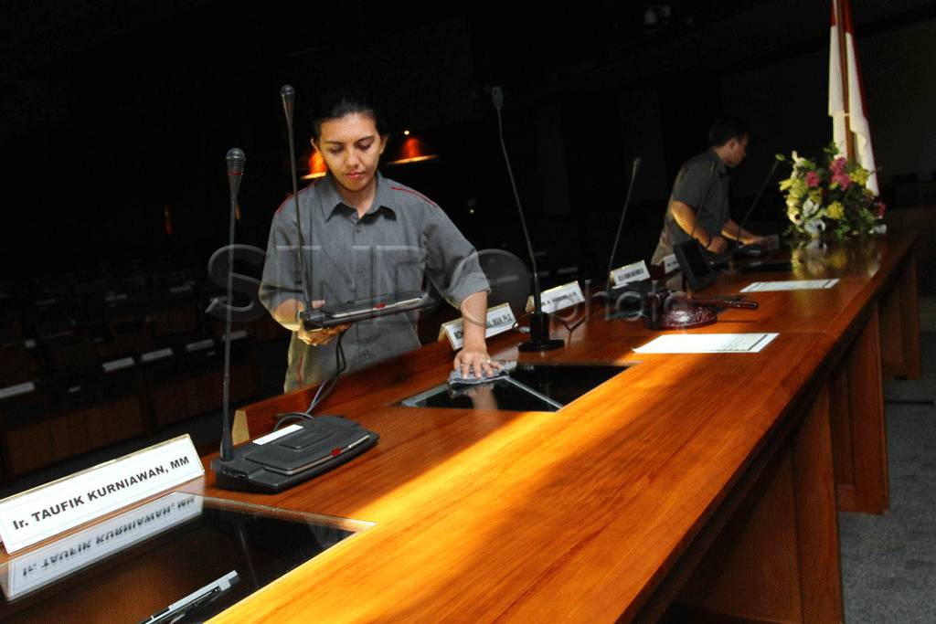 Persiapan pembukaan...