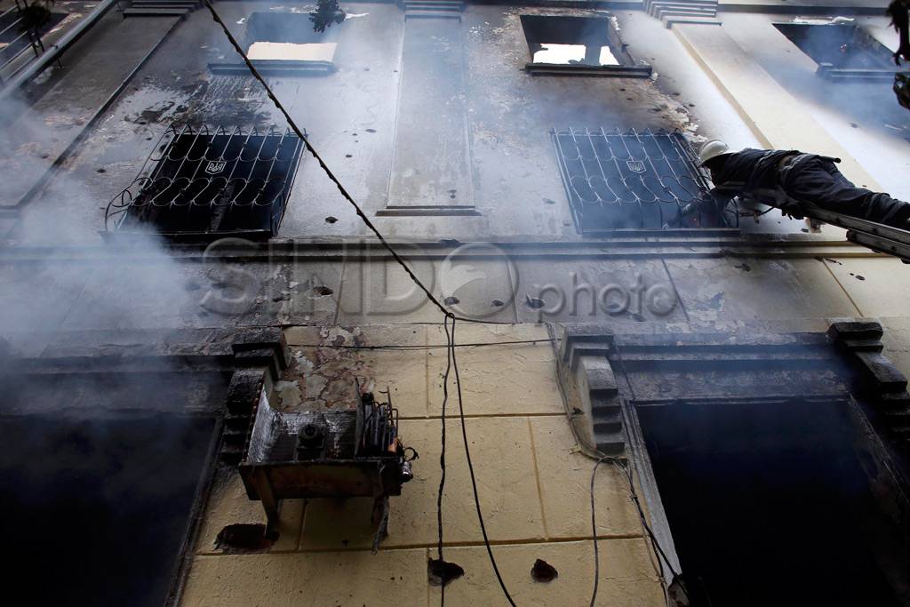 Militan Pro-Rusia bakar...