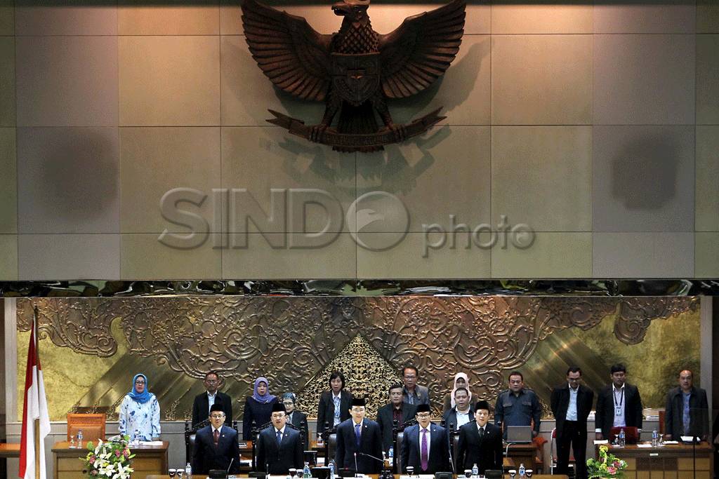 DPR kembali jalani masa...