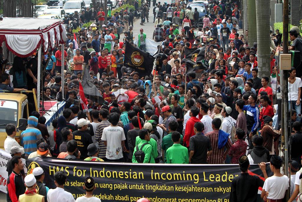 KPK disesak segera tuntaskan...