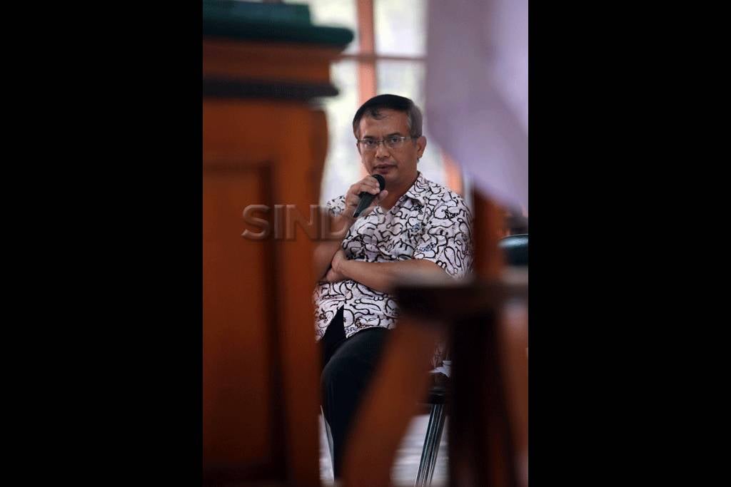 Ike Wijayanto jalani...