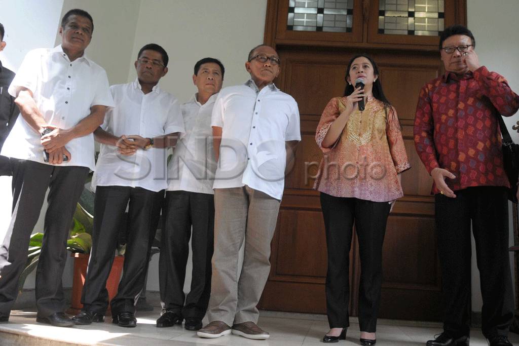 Ical merapat ke rumah...