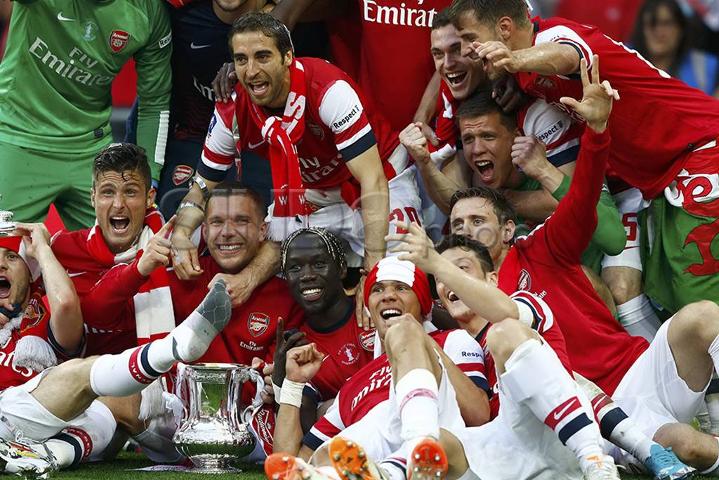 Arsenal juara Piala...