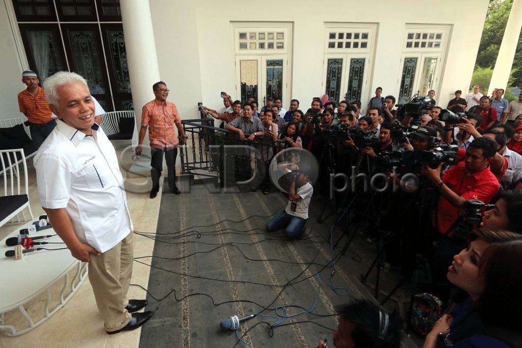 Gerakan pemuda dukung...