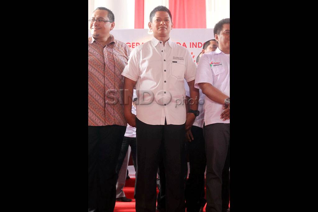 Gerakan pemuda dukung...