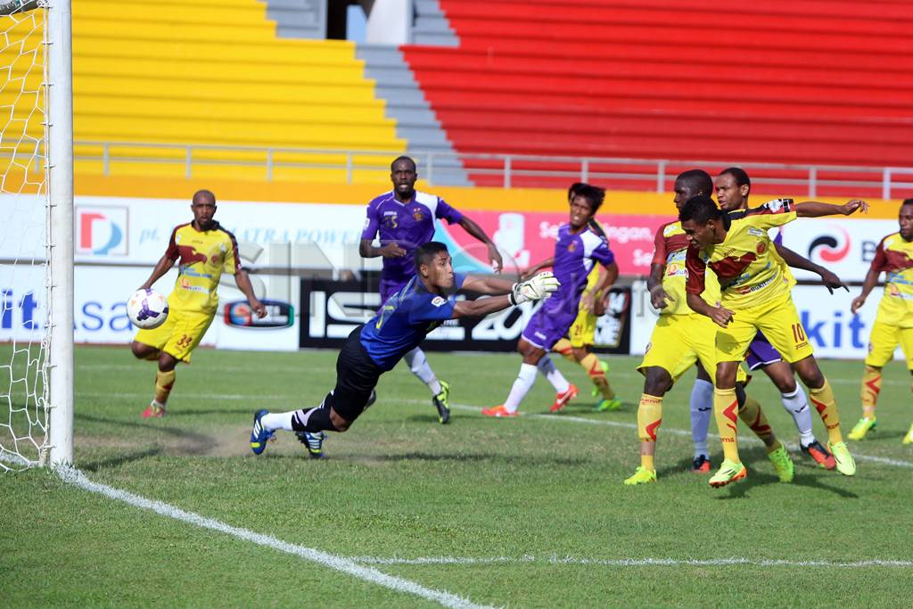Sriwijaya FC taklukan...