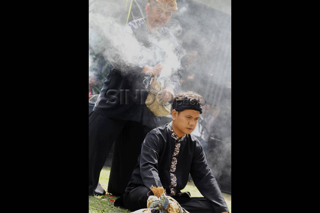 Ruwatan untuk calon...