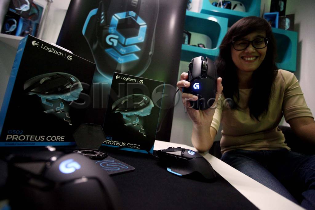 Mouse game G502 proteus...