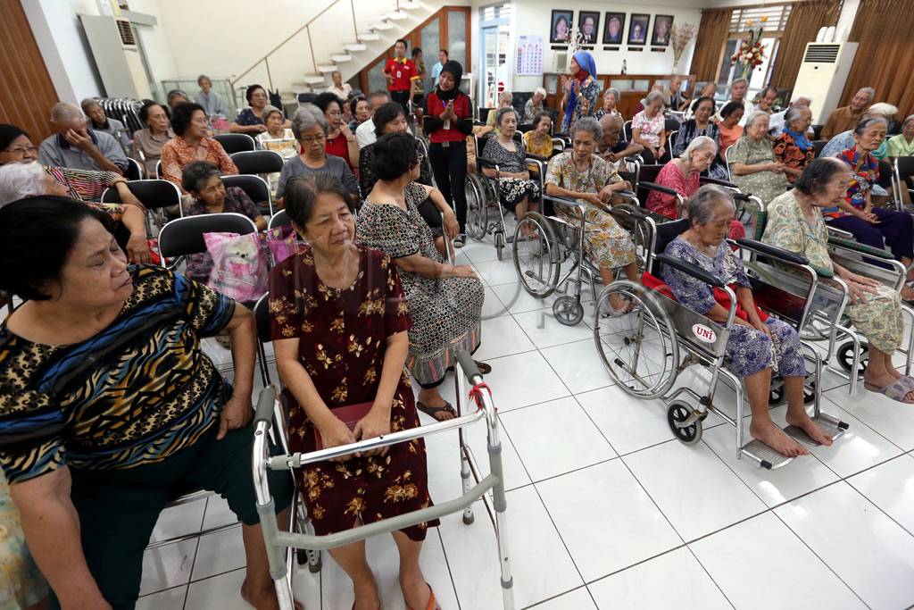 Bakti sosial Alfamart...