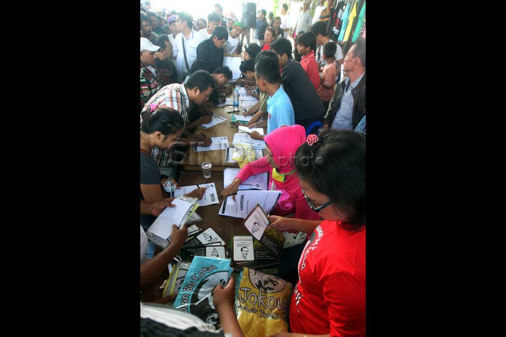 1.000 relawan bis kota...