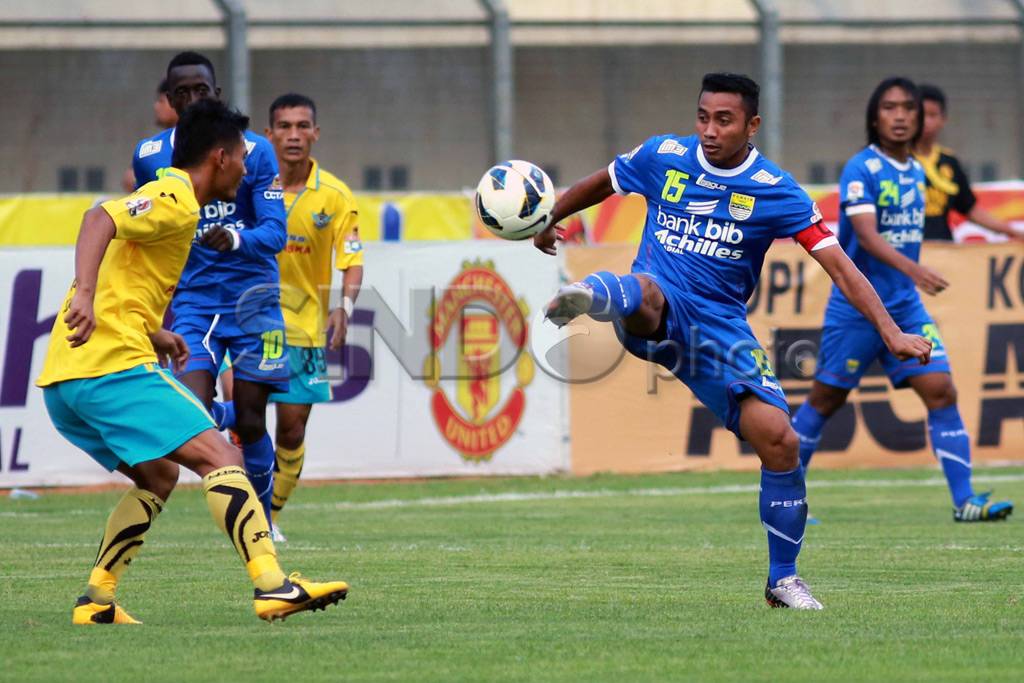 Menyerang total, Persib...