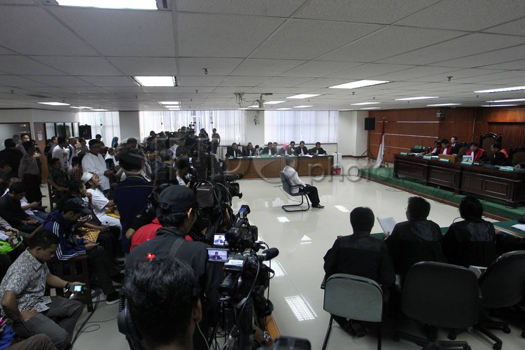 Sidang perdana Anas...