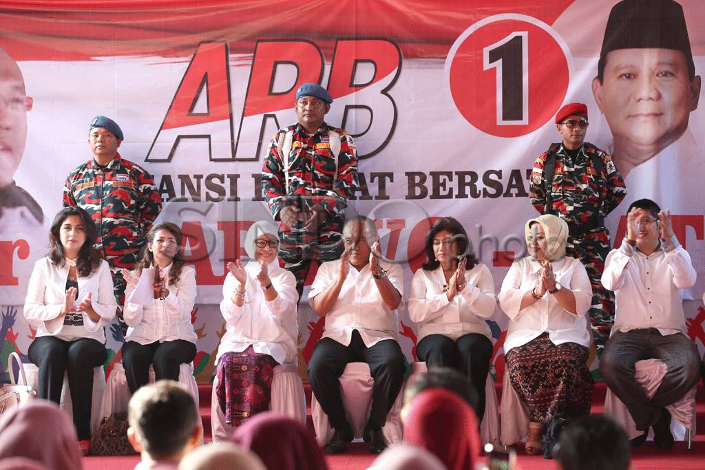 Aliansi Rakyat Bersatu...