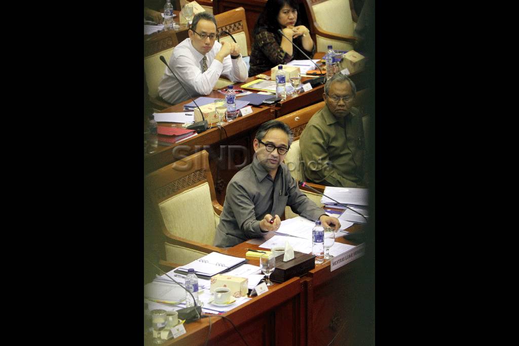 Komisi I DPR dan Menlu...