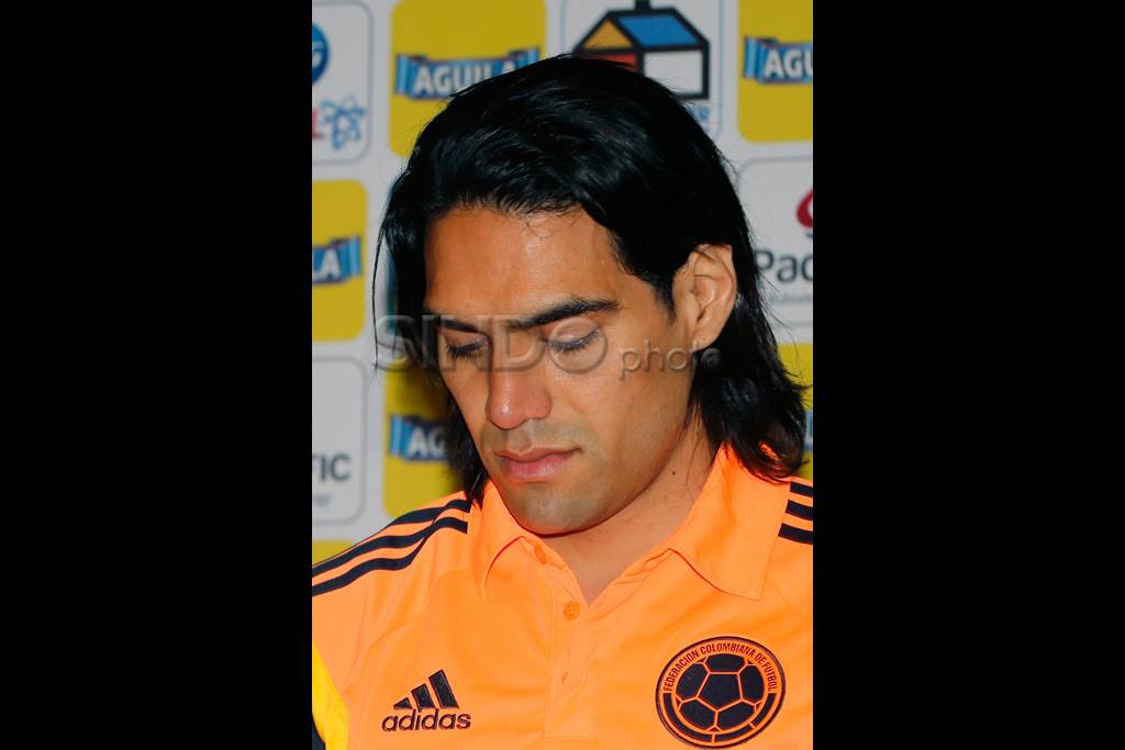 Falcao Gagal Perkuat...