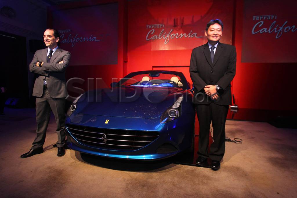 Ferrari California T...
