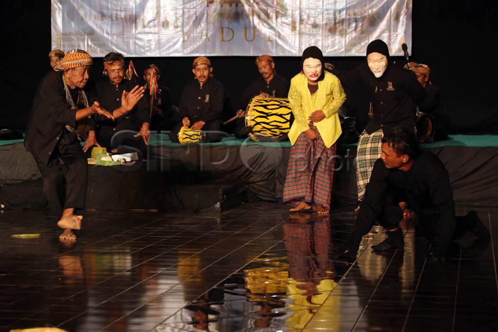 Pementasan Seni Tradisional...