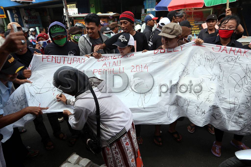 Aktivis Galang Tandatangan...