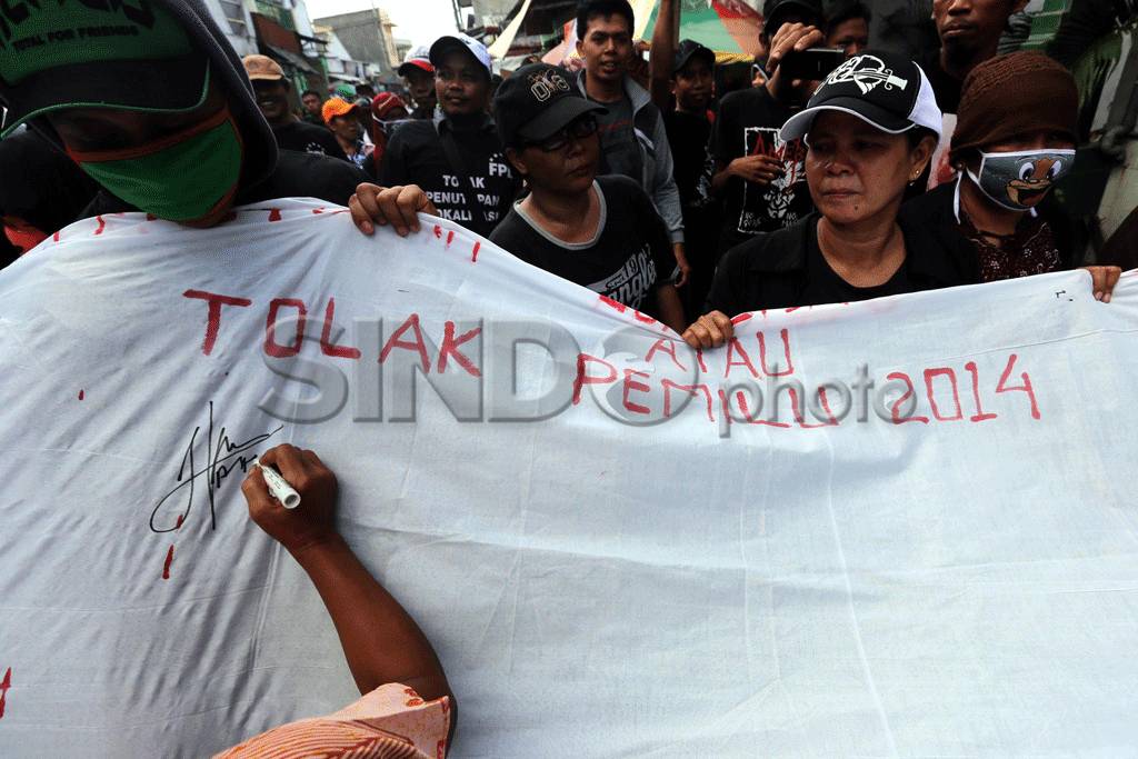Aktivis Galang Tandatangan...