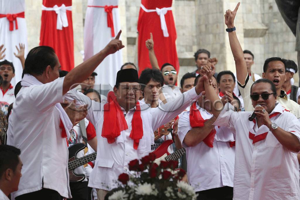 Capres Prabowo Hadiri...