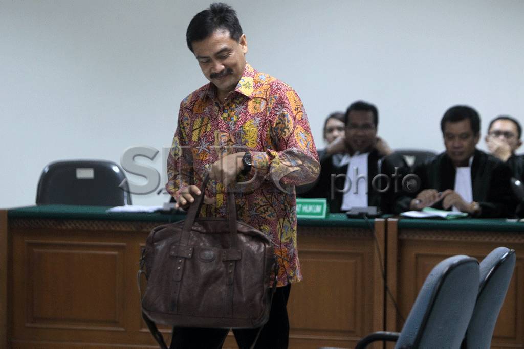 Muhammad Nazaruddin...
