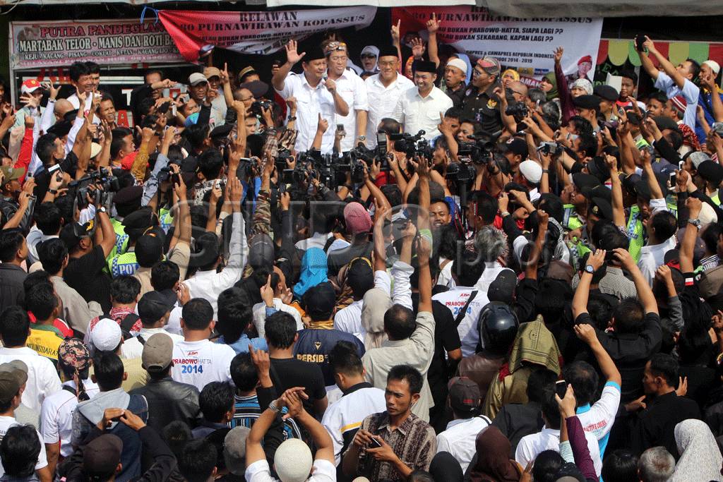 Capres Prabowo Sambangi...