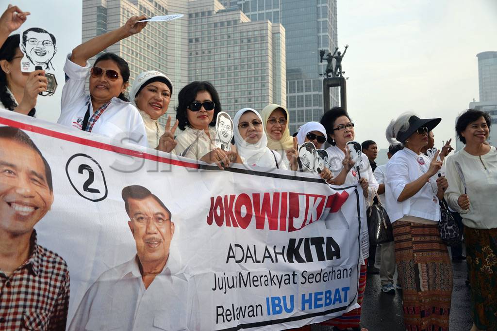Ibu Hebar Dukung Jokowi-JK