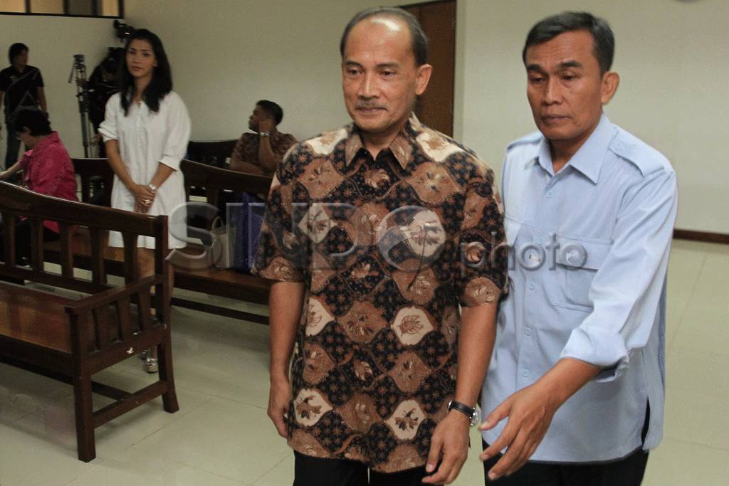 Budi Mulya Dituntut...
