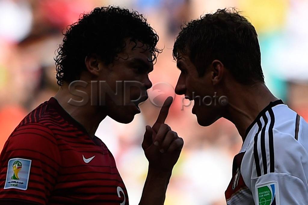 Pepe Dikartu Merah,...