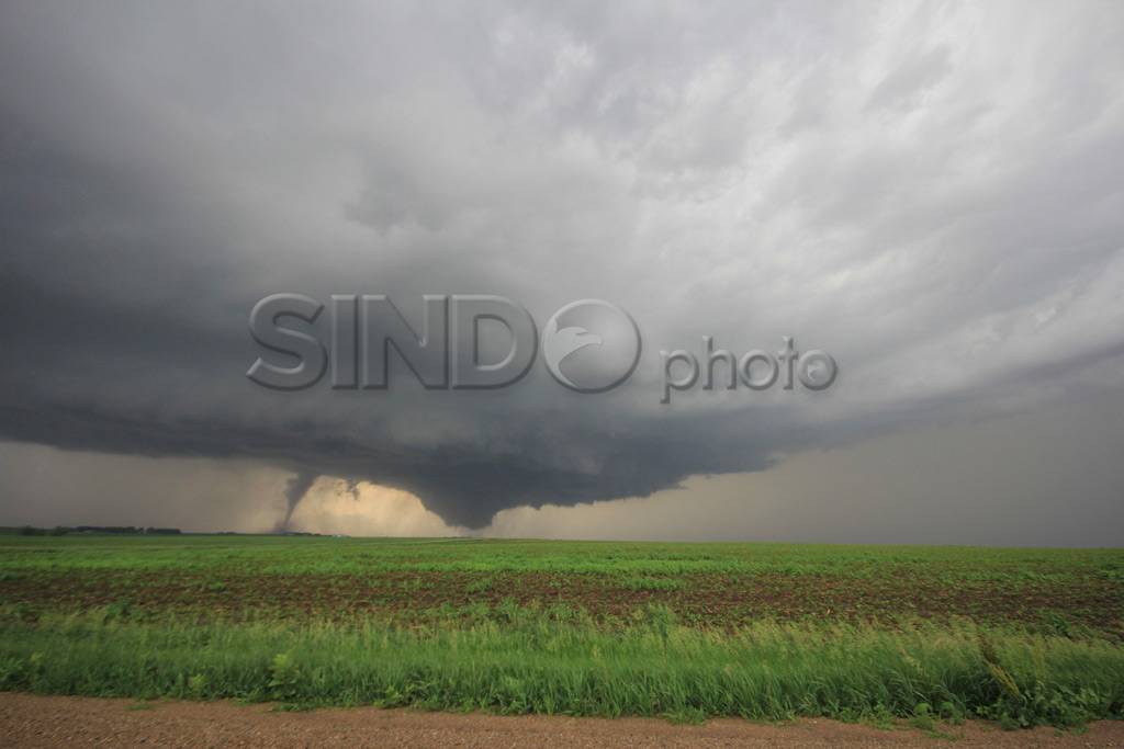 Dua Tornado Hantam Wilayah...