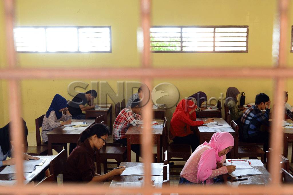 Lulusan SMU di Palembang...