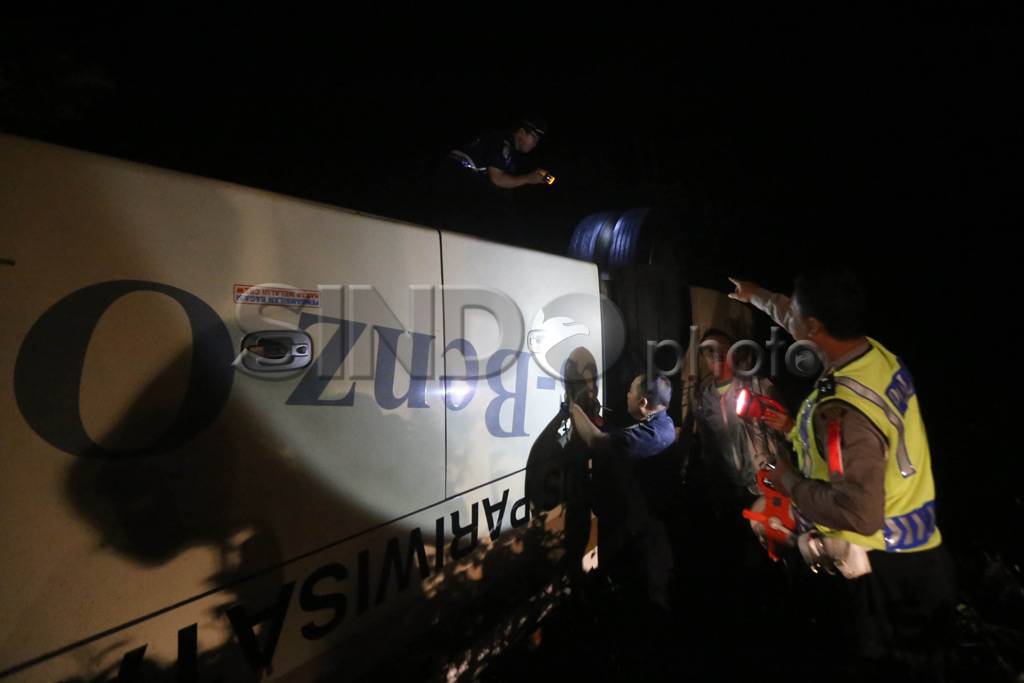Bus Terbalik di Tanjakan...
