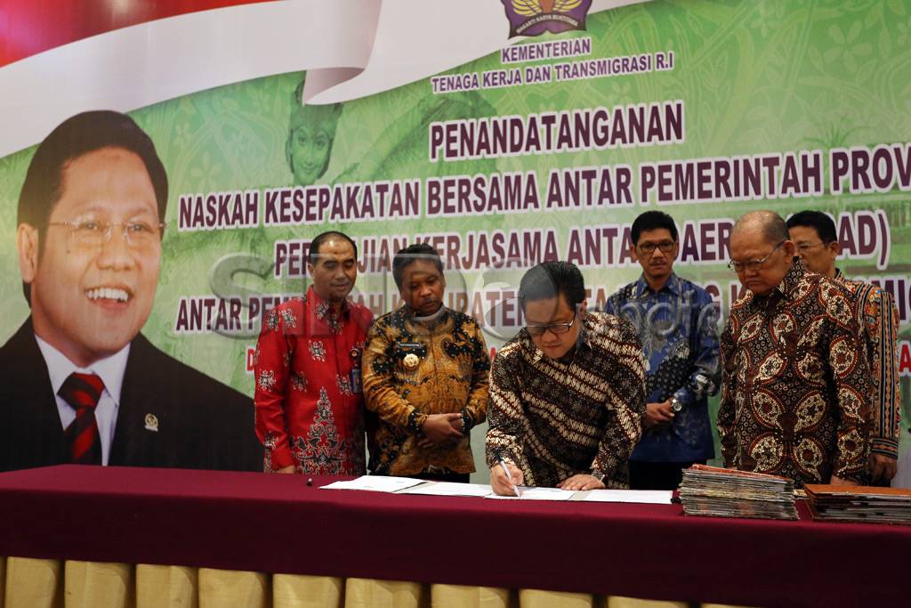 Kerjasama Transmigrasi...