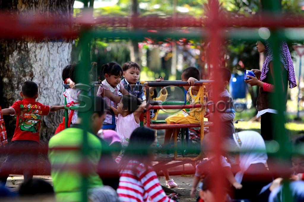 Berlibur di Taman Lalu...