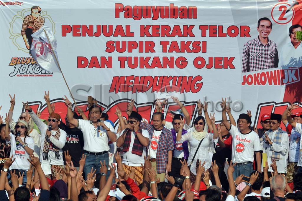 Komunitas Kerak Telor...