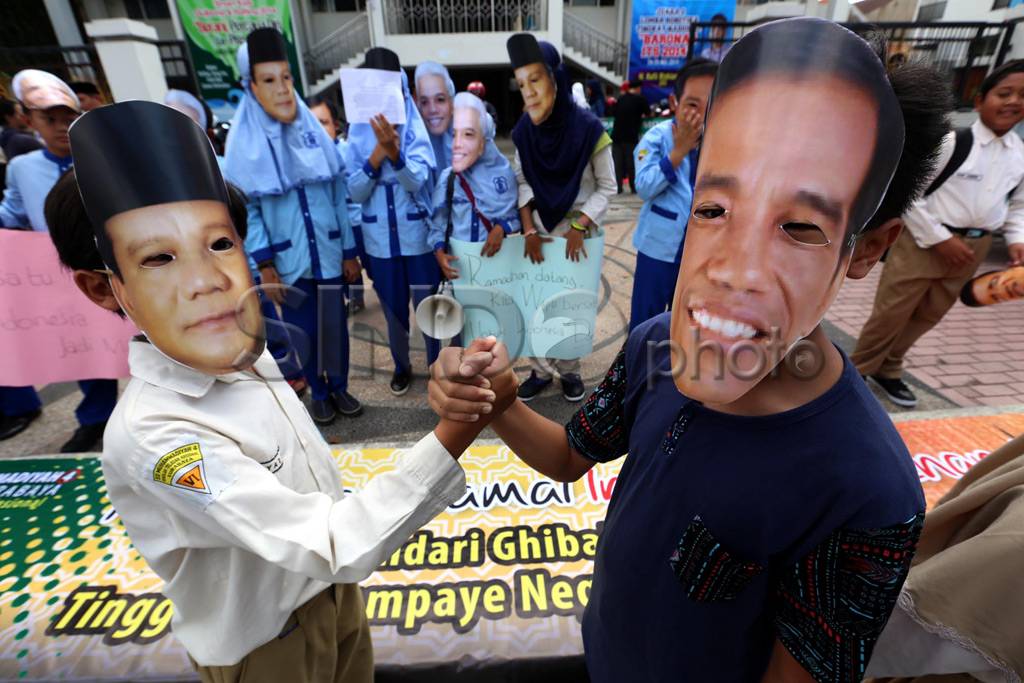 Pelajar SD Kampanyekan...