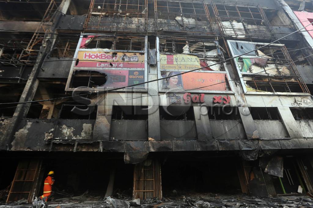 Kings Shopping Center...