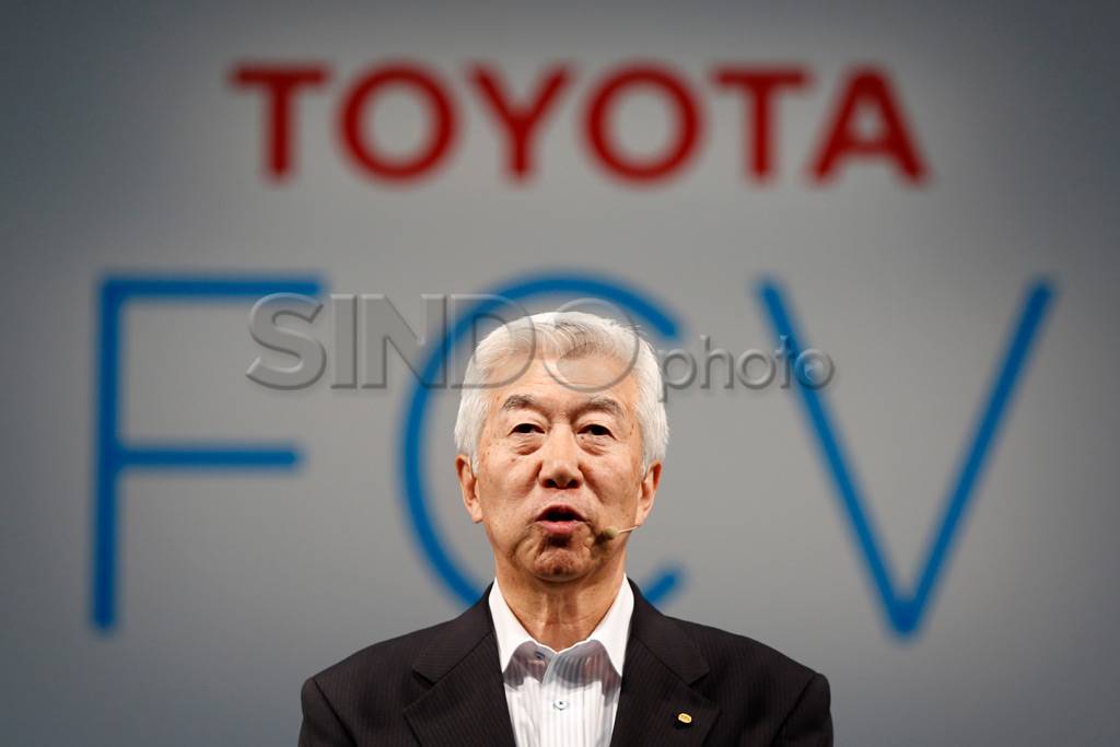 Mobil Hidrogen Toyota...