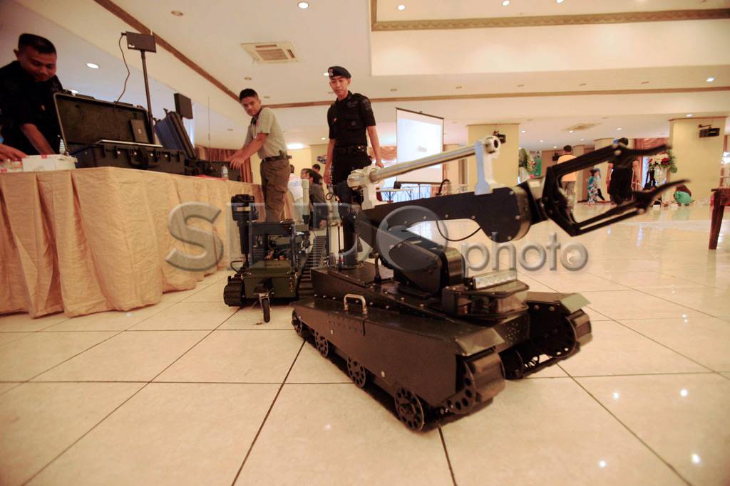 Pameran Robot dan Teknologi...