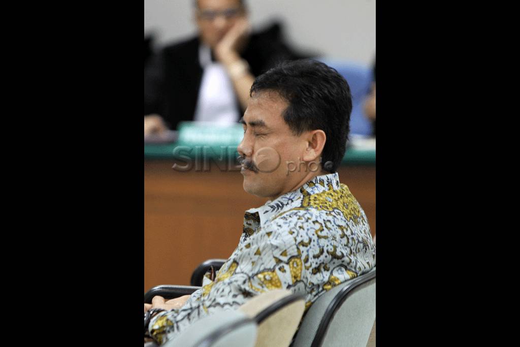 Andi Mallarangeng Dituntut...