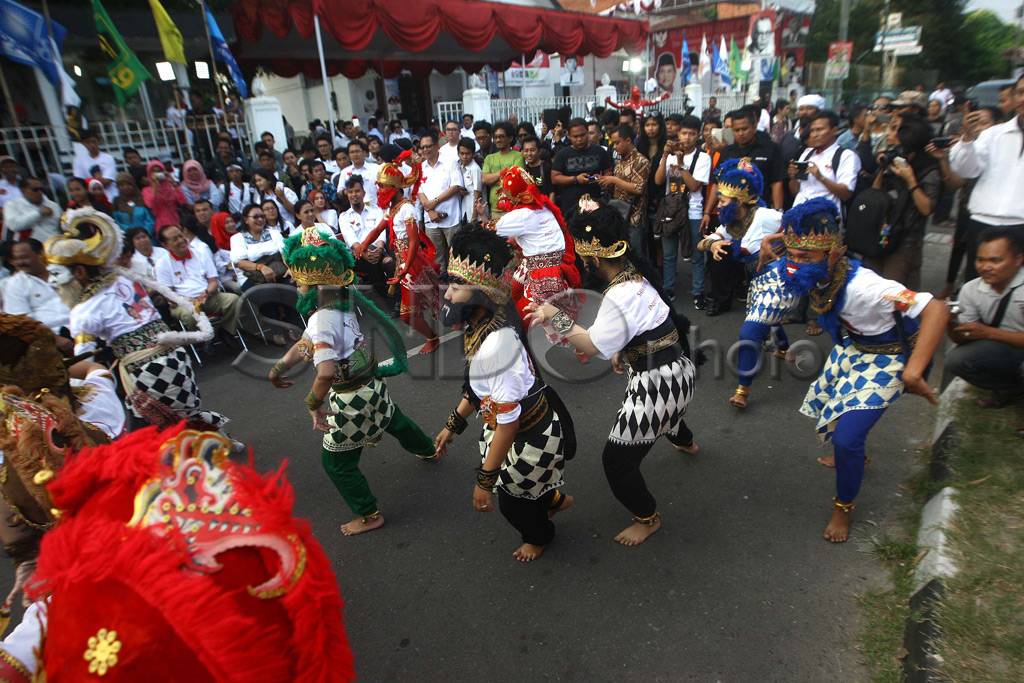 Ekspresi Seniman Yogya...